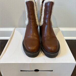 Calvin Klein Anissa Boot. Size 7